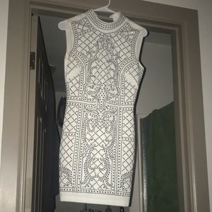 Bebe dress size S, 33.5 from shoulder to end